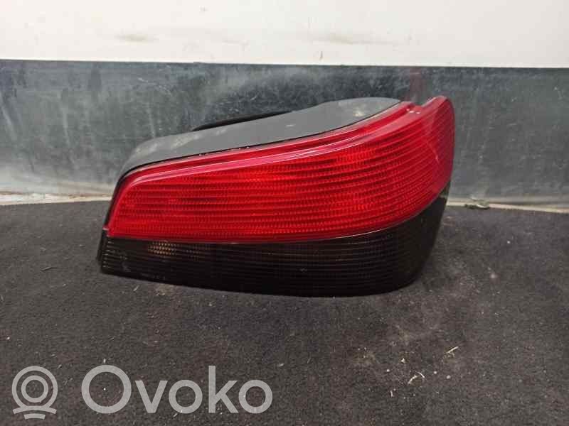 Peugeot 306 Feux arrière / postérieurs 