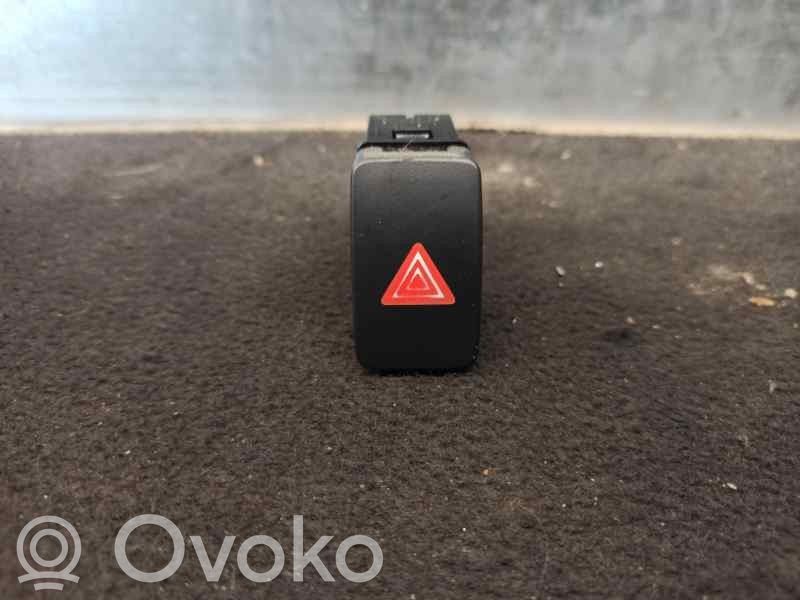 KIA Rio Botón interruptor de luz de peligro