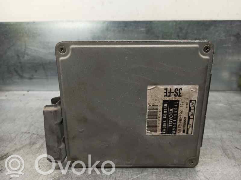 Toyota Carina T190 Unidad de control/módulo del motor 
