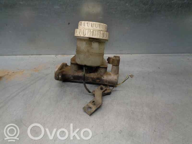 Mitsubishi Montero Wspomaganie hamulca