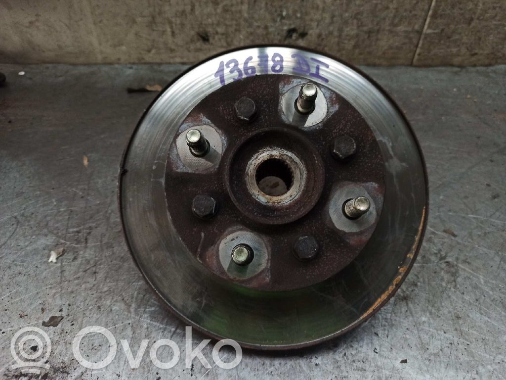 Hyundai Accent Achsschenkel vorne