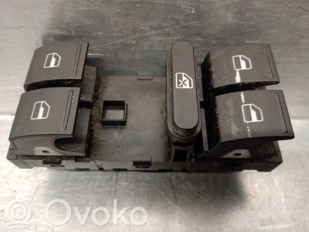 Volkswagen Golf SportWagen Comutator comandă geamuri electrice 