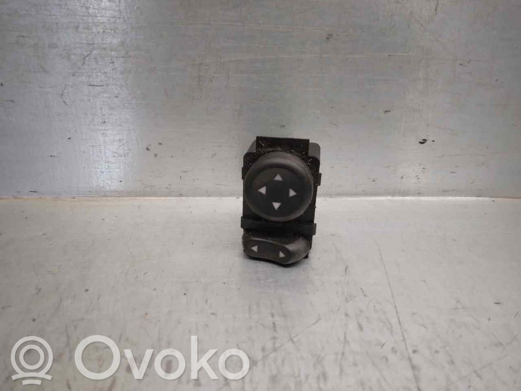 Fiat Tipo Wing mirror switch