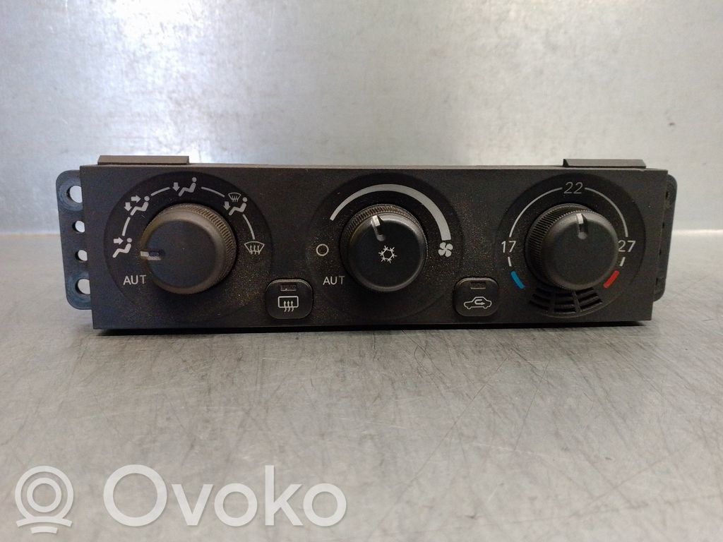 Mitsubishi Montero Unidad de control/módulo del aire acondicionado 