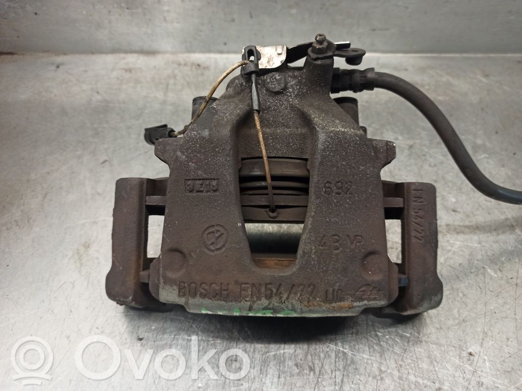 Alfa Romeo 156 Zacisk hamulcowy przedni 