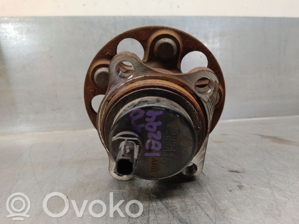Lexus CT 200H Rear wheel hub spindle/knuckle 
