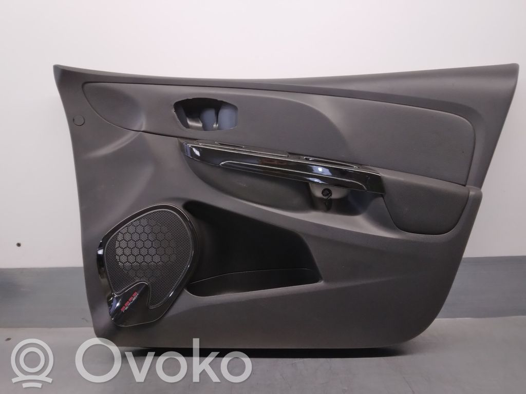 Renault Clio IV Verkleidung Tür vorne 