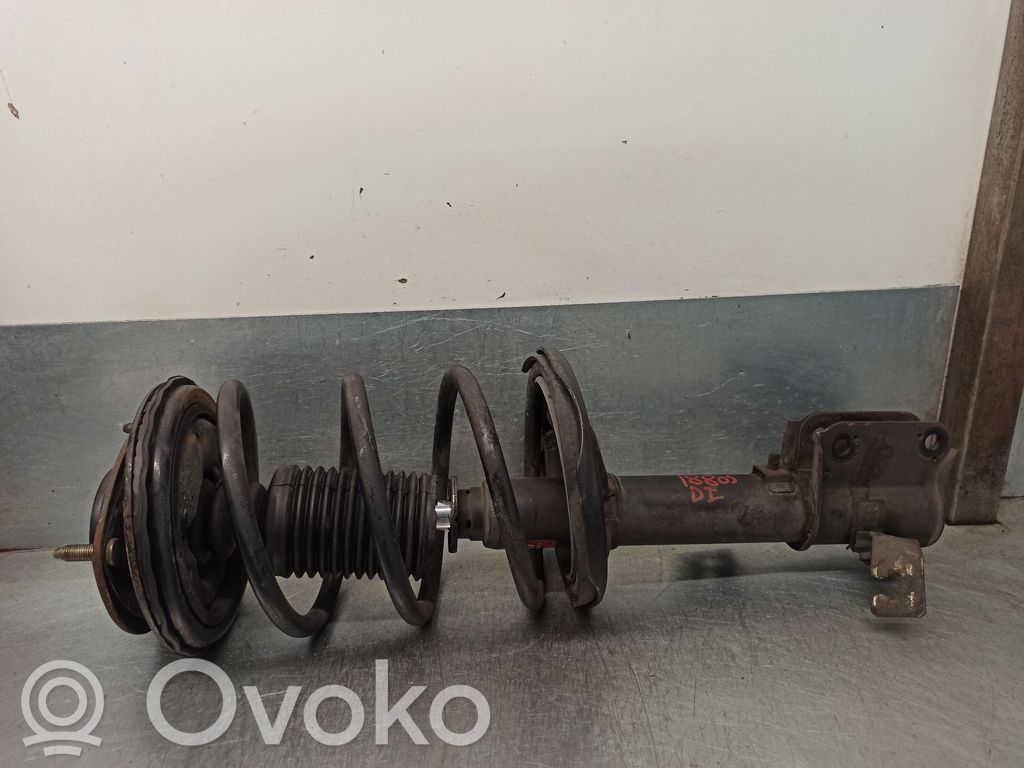 Mitsubishi Space Runner Priekšpusē amortizators ar atsperi 