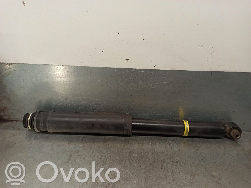 Toyota Auris E180 Amortyzator tylny 