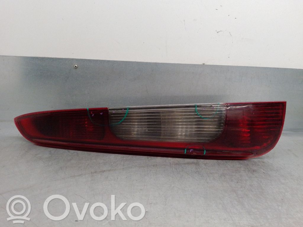 Ford Focus Luz trasera/de freno