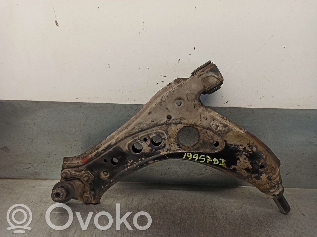 Skoda Roomster (5J) Priekinė svirtis 