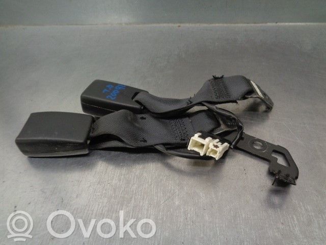 Mazda 6 Takaistuimen turvavyön solki