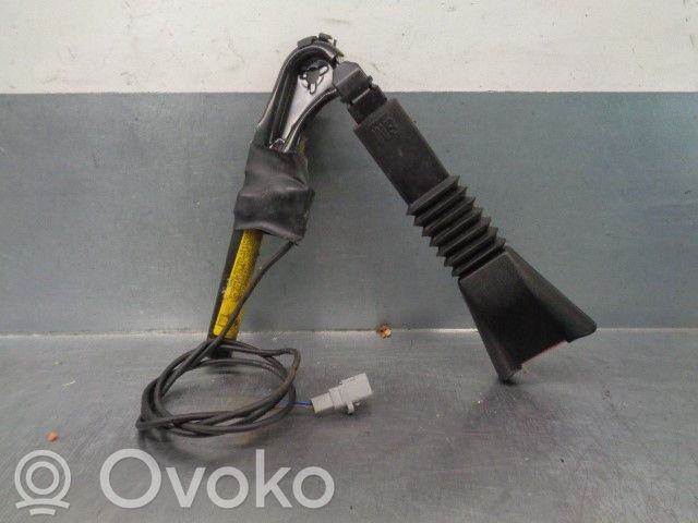 Opel Omega B1 Gurtschloss vorne