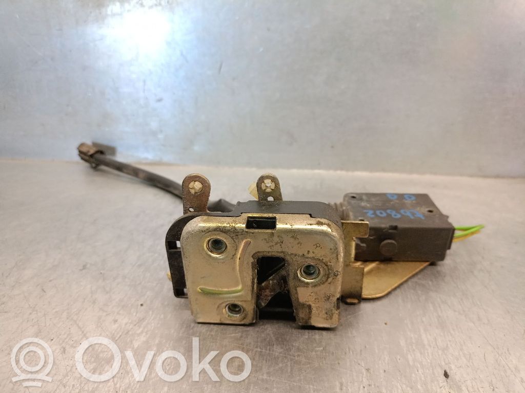 Volvo 440 Etuoven lukko 