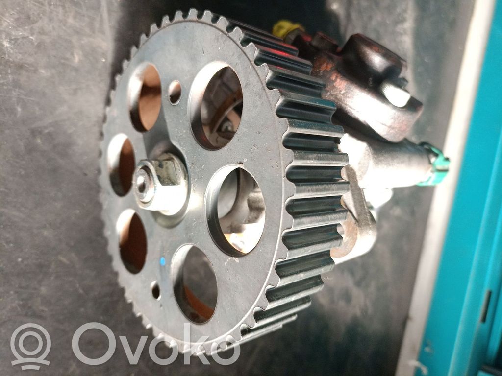 Opel Astra H Pompe d'injection de carburant à haute pression 