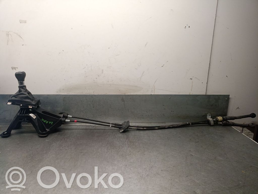 Mazda CX-30 Palanca de cambios