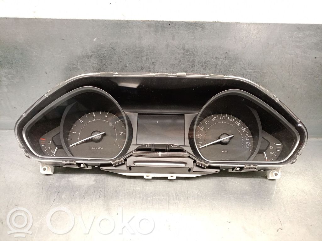 Peugeot 208 I Vitezometru (grup de instrumente) 