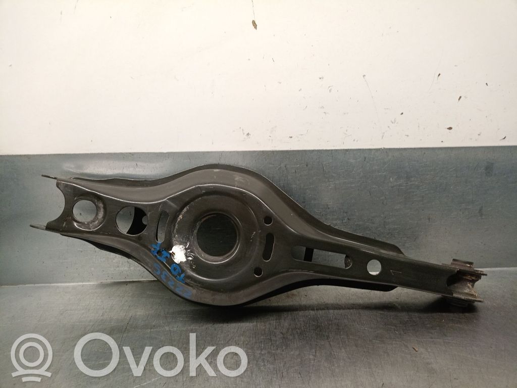 Toyota Corolla E160 E170 Braț control spate 