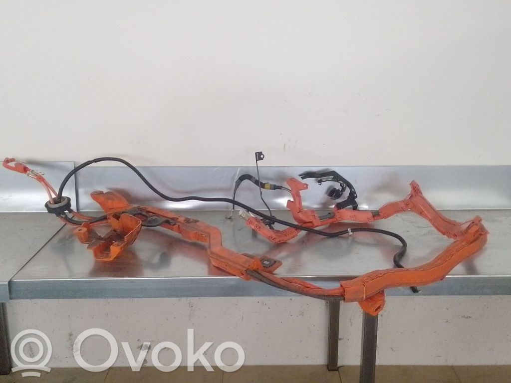 Toyota RAV 4 (XA40) Moottorin asennusjohtosarja 