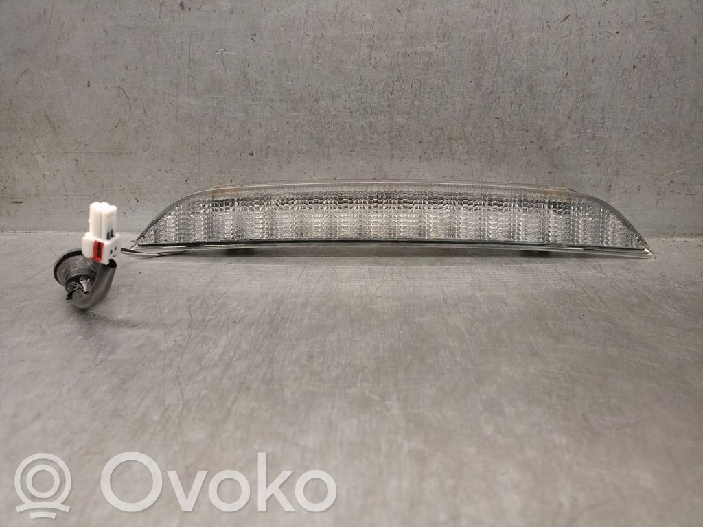 Mitsubishi ASX Third/center stoplight 