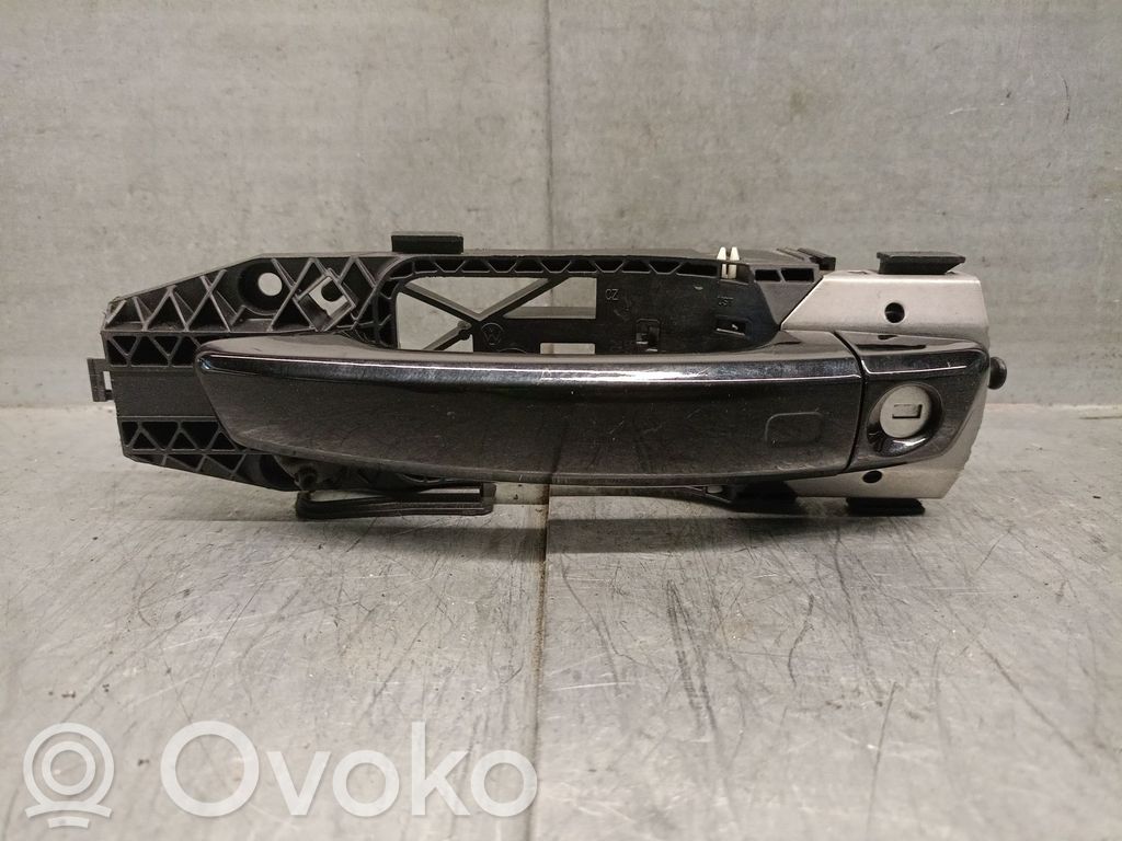 Audi Q2 - Manecilla externa puerta delantera 