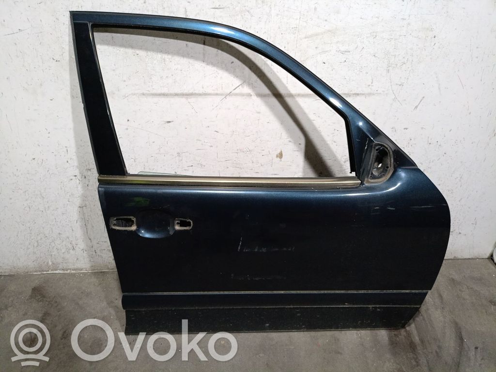 Mercedes-Benz E W210 Puerta delantera 