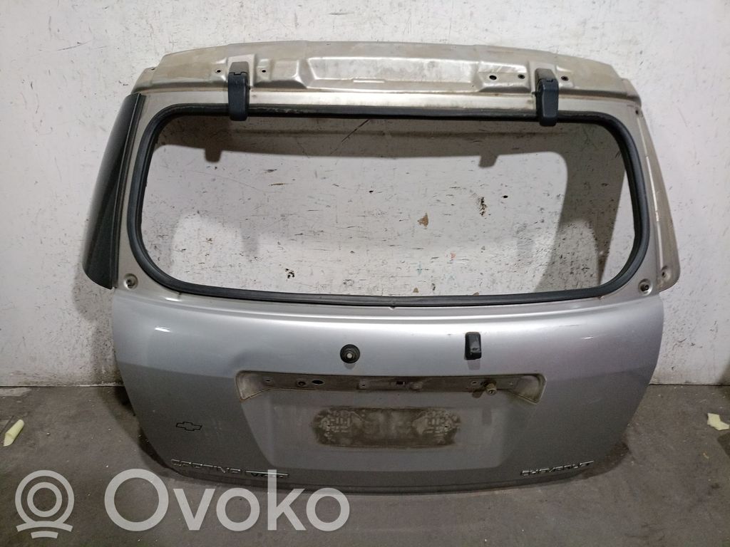 Chevrolet Captiva Puerta del maletero/compartimento de carga 