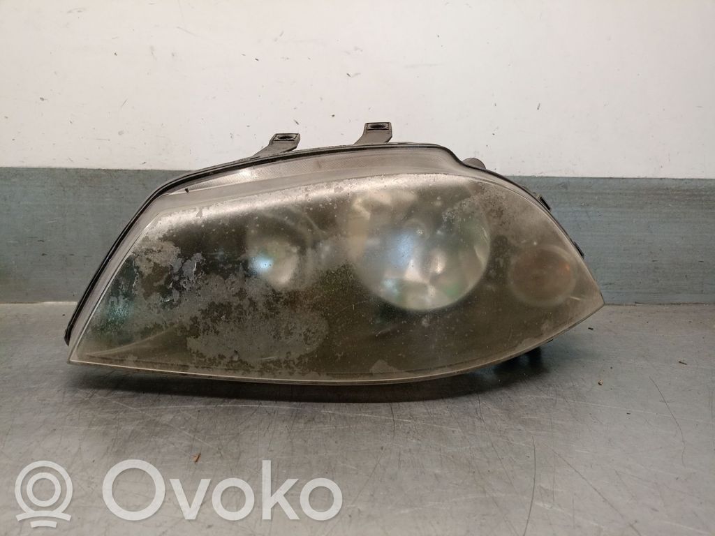 Seat Ibiza III (6L) Scheinwerfer 