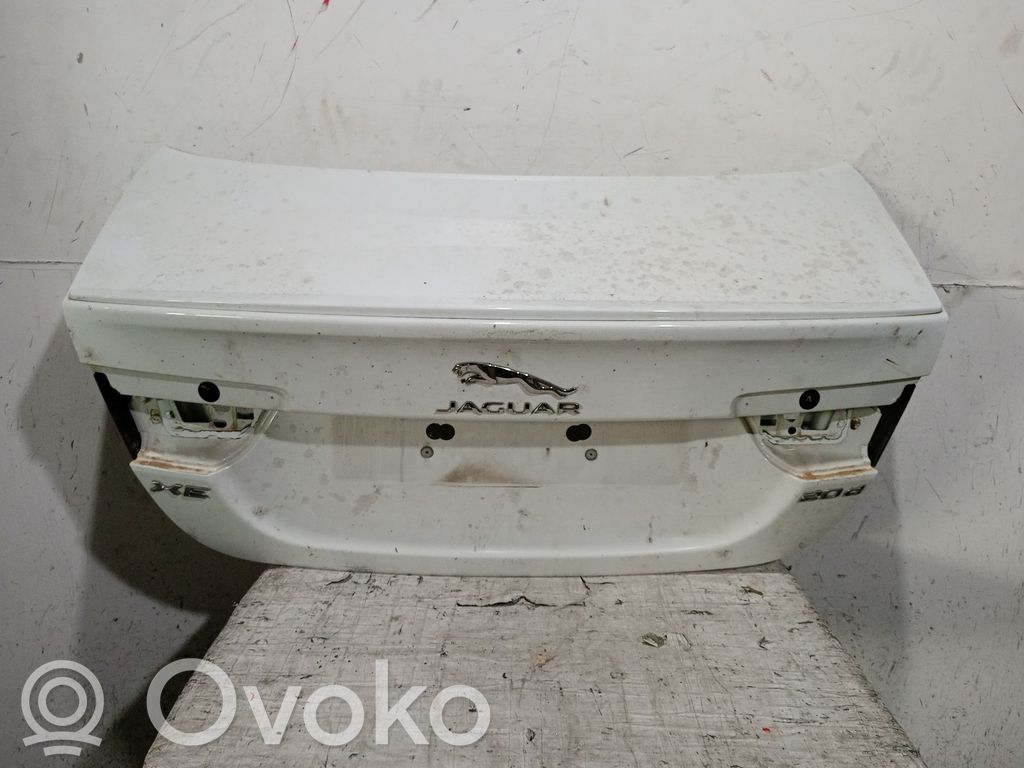 Jaguar XE Tylna klapa bagażnika