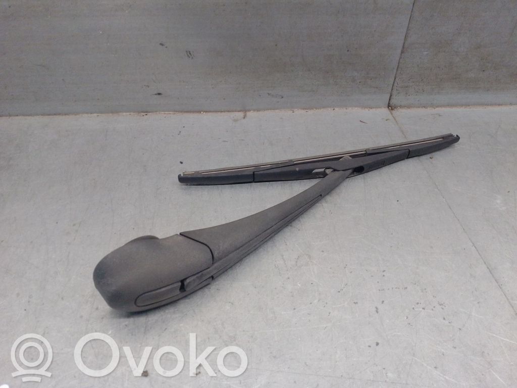 Peugeot 807 Bras d'essuie-glace arrière