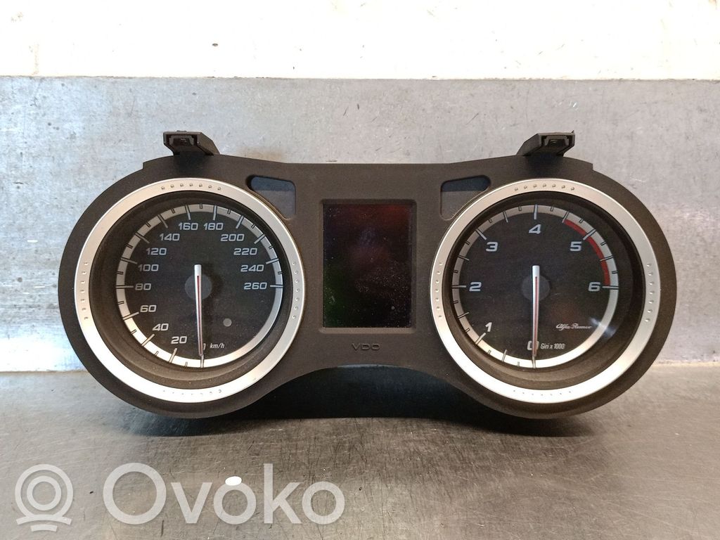 Alfa Romeo 159 Spidometrs (instrumentu panelī) 