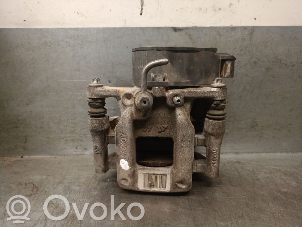 Citroen C5 Aircross Mocowanie / Zacisk hamulca tylnego 