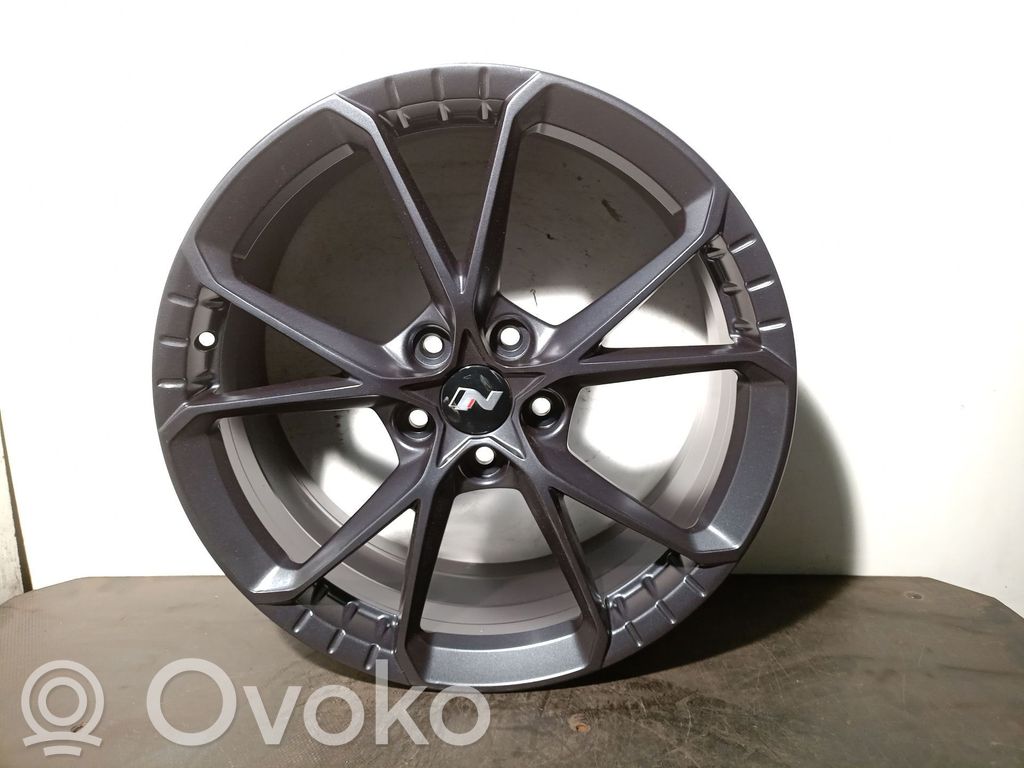 Hyundai i30 R18 alloy rim 