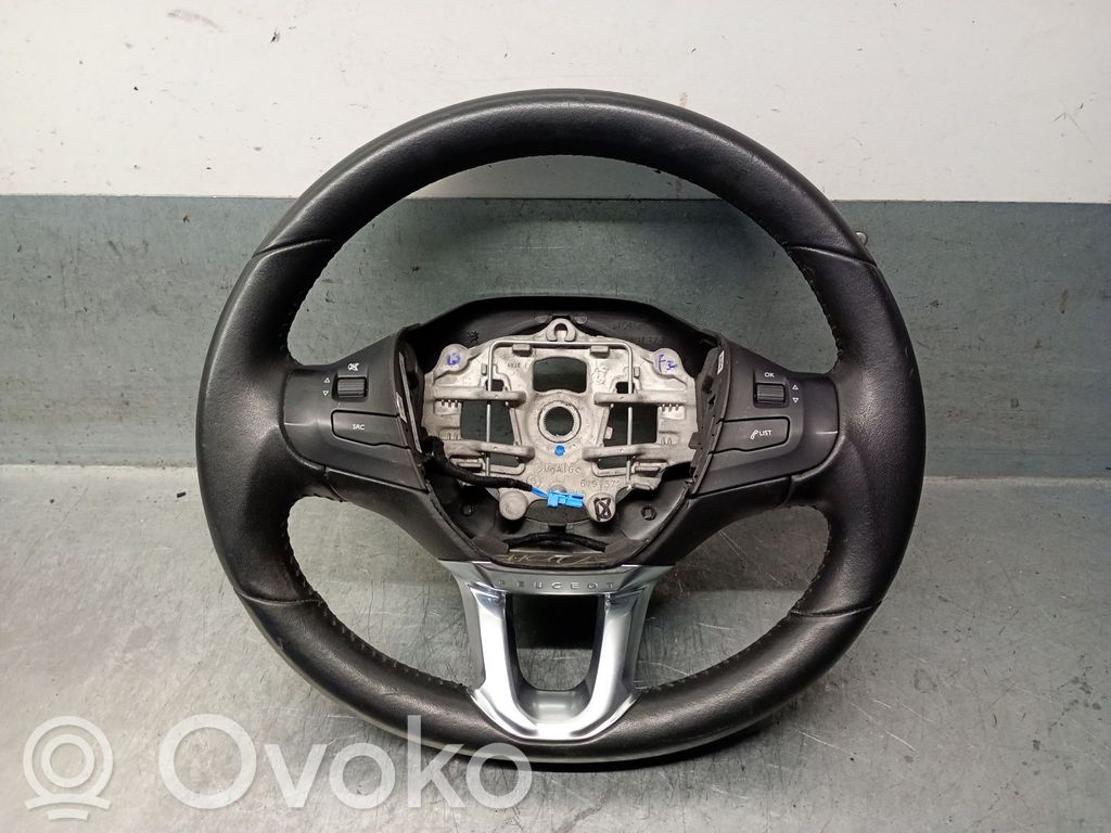Peugeot 2008 I Volant