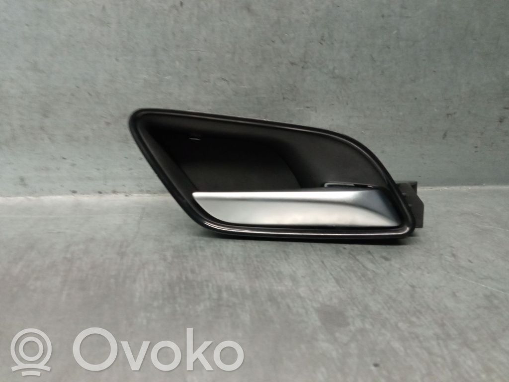 MG ZS Manecilla interna puerta trasera 