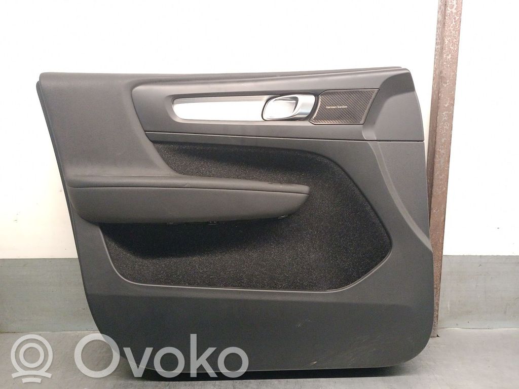Volvo XC40 Panou tapițerie ușă față 