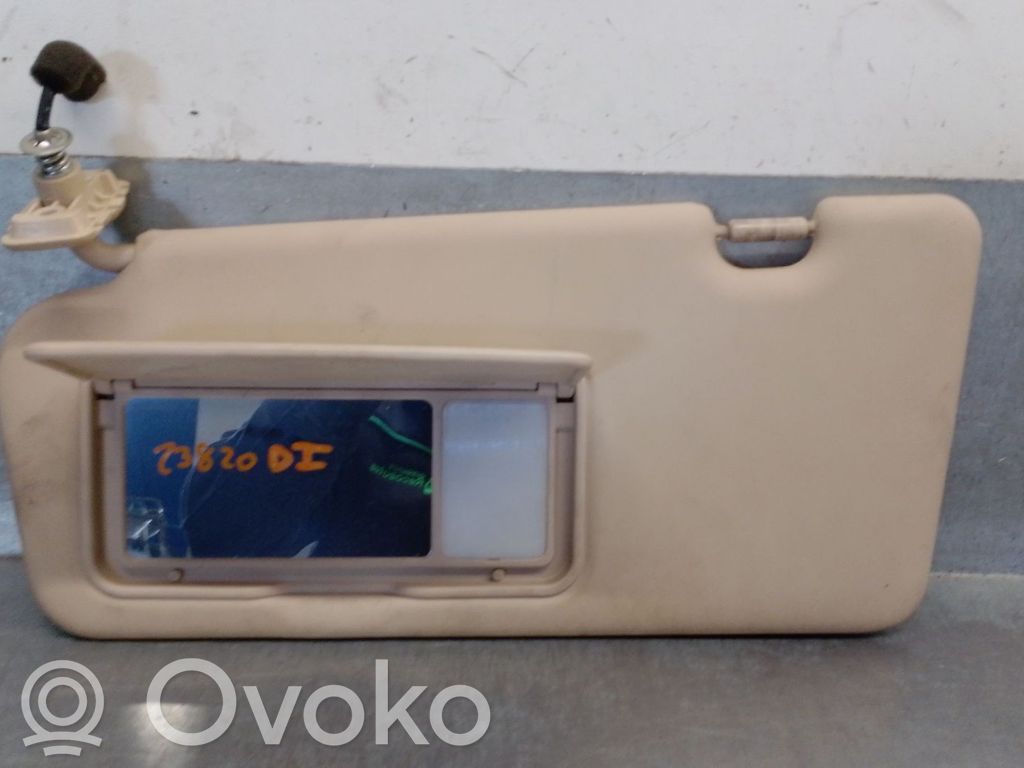KIA Carnival Sonnenblende