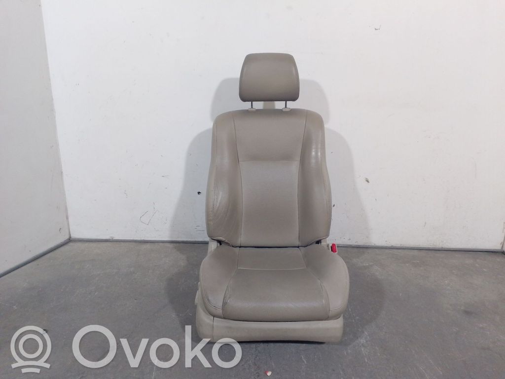 Toyota Avensis T250 Asiento delantero del pasajero 
