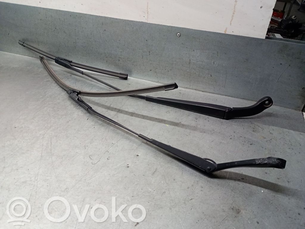 Audi A3 S3 8V Wischerarm vorne 