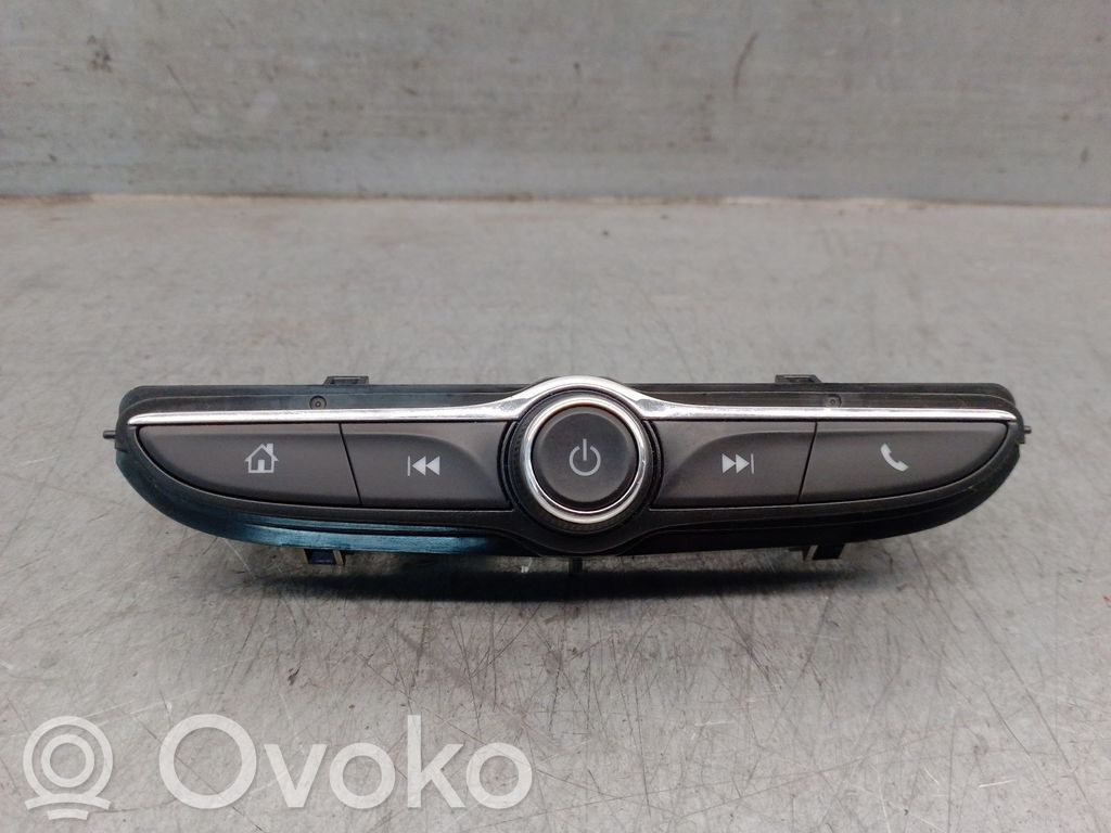 Opel Astra K Przyciski multifunkcyjne 