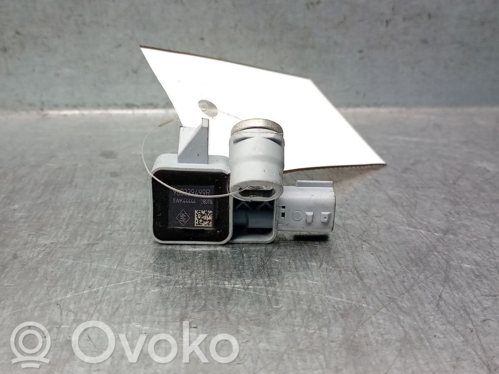 Renault Clio IV Cita veida sensors 