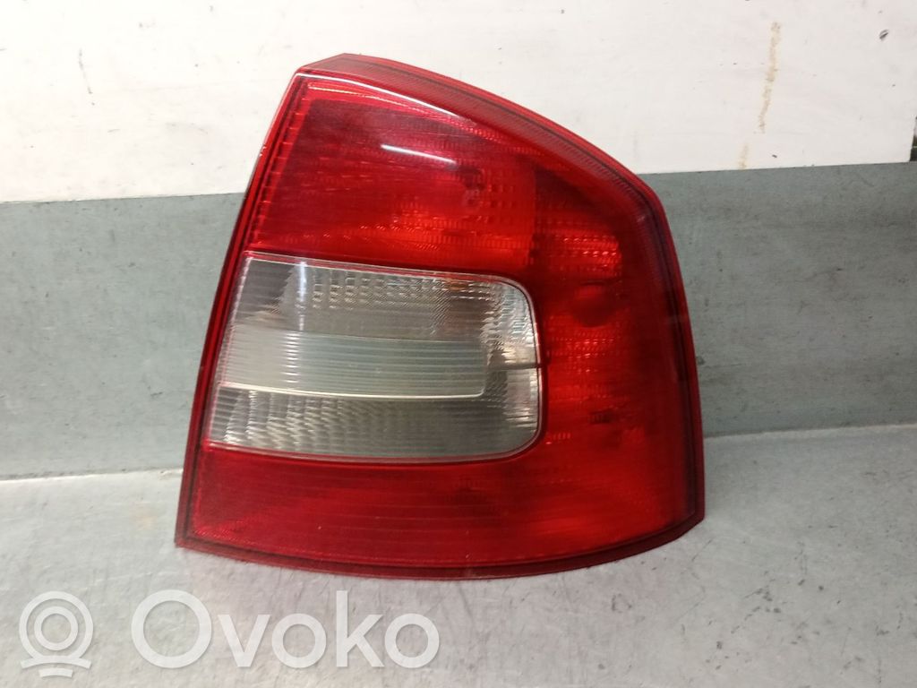 Skoda Octavia Mk2 (1Z) Luci posteriori