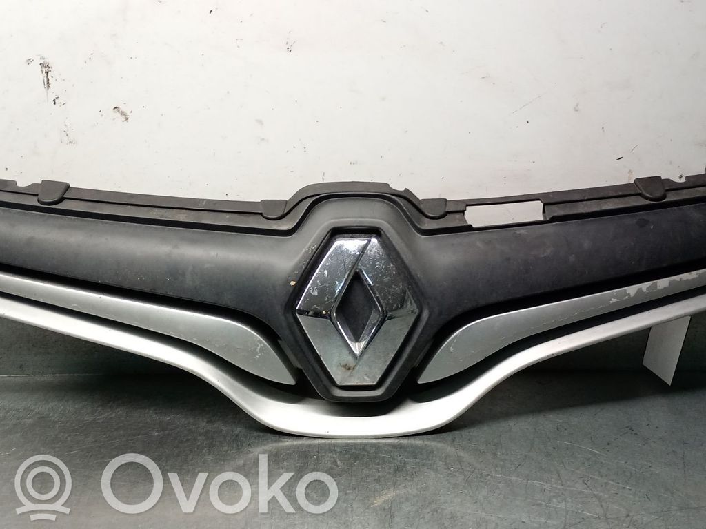 Renault Kangoo II Rejilla delantera 