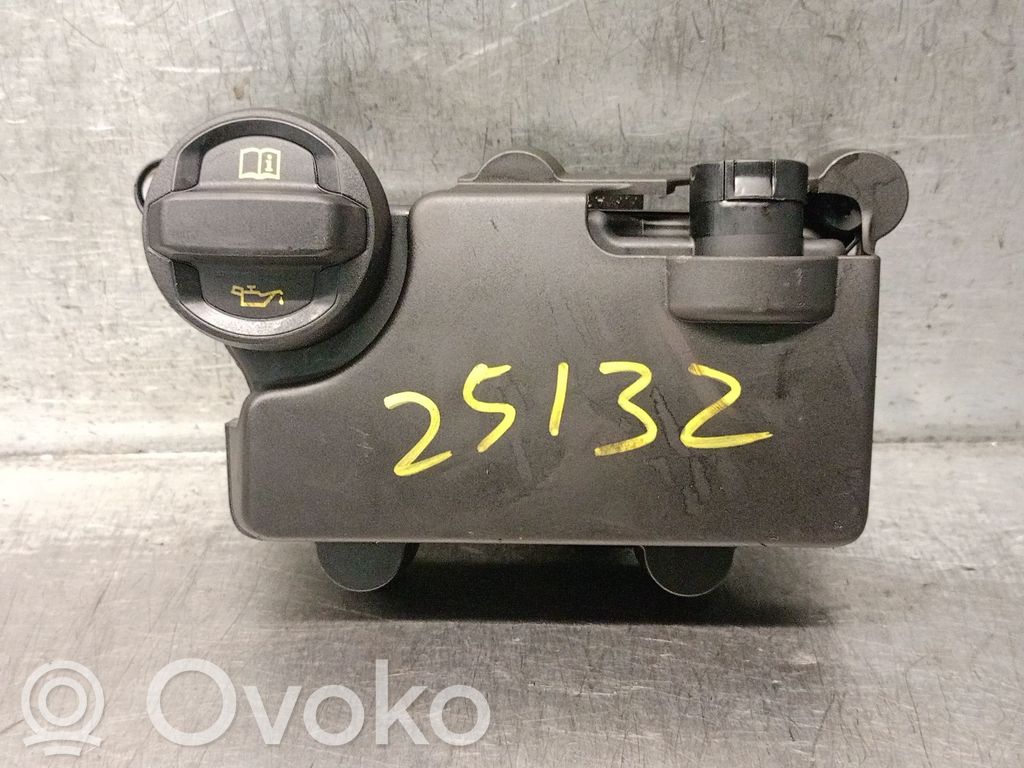 Volkswagen Polo VI Ventildeckel 