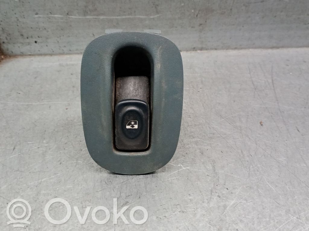Renault Megane I Przyciski szyb 