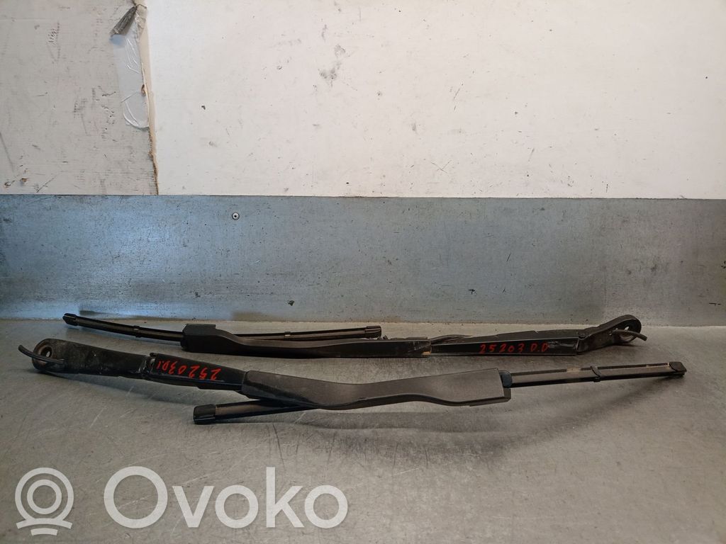 BMW 3 G20 G21 Wischerarm vorne