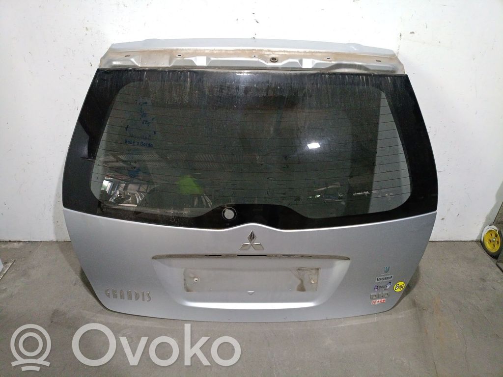 Mitsubishi Grandis Couvercle de coffre