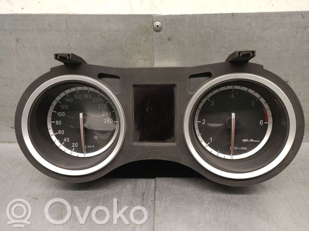 Alfa Romeo 159 Geschwindigkeitsmesser Cockpit