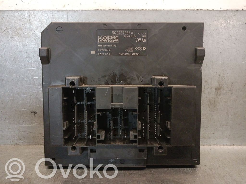 Audi A3 S3 8V Komforto modulis