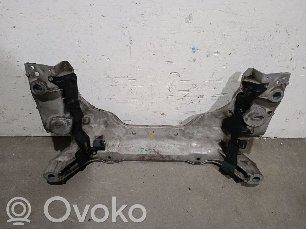 Infiniti Q50 Rama pomocnicza przednia 